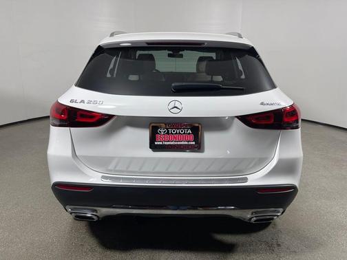 2021 Mercedes-Benz GLA 250 Base 4MATIC