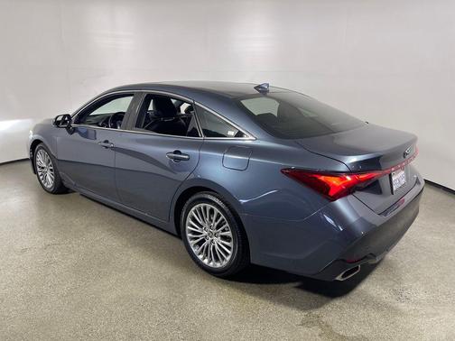 2022 Toyota Avalon Limited