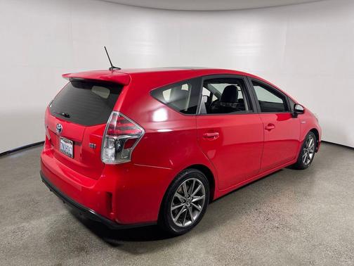 2015 Toyota Prius v 