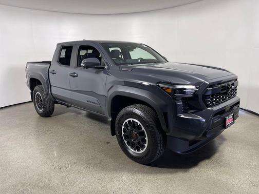 2026 Toyota Tacoma Hybrid TRD Off Road