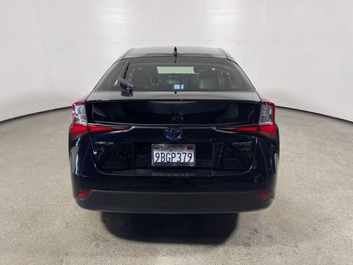 2022 Toyota Prius L