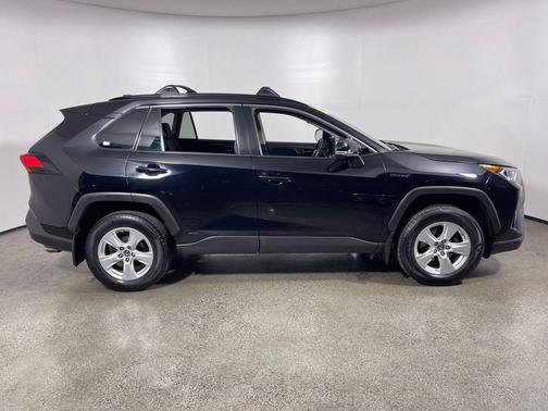 2019 Toyota RAV4 Hybrid XLE