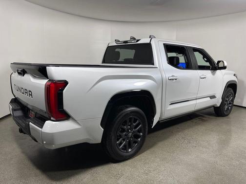 2026 Toyota Tundra Hybrid Platinum