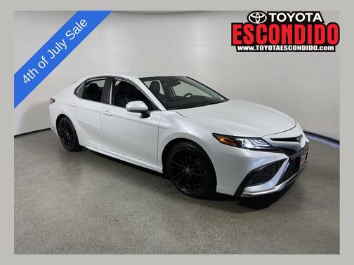 Wind Chill Pearl 2024 Toyota Camry XSE