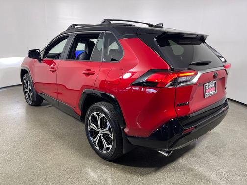 2025 Toyota RAV4 Hybrid SE