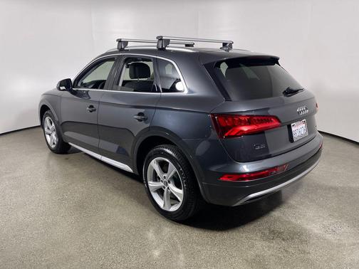 2020 Audi Q5 45 Prestige