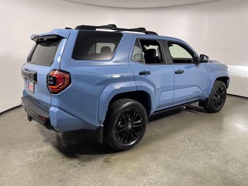 2026 Toyota 4Runner Hybrid Platinum