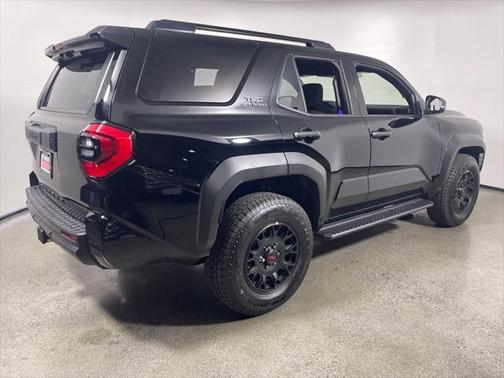 2025 Toyota 4Runner TRD Off Road