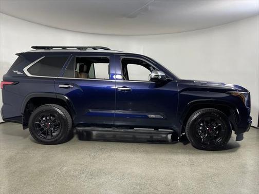 2025 Toyota Sequoia Base