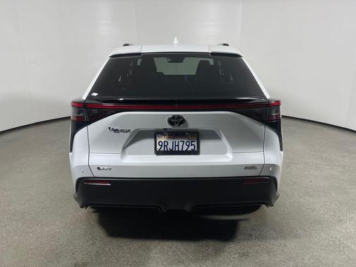 2024 Toyota bZ4X XLE