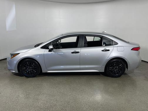 Classic Silver Metallic 2023 Toyota Corolla LE