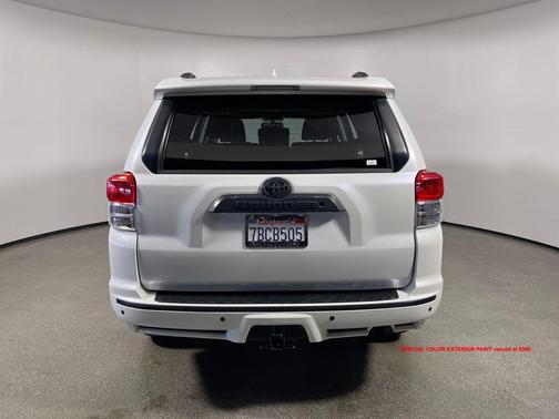 Blizzard Pearl Metallic 2013 Toyota 4Runner SR5