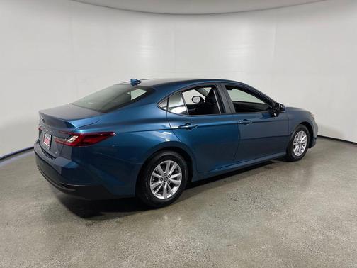 Ocean Gem 2025 Toyota Camry LE