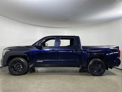 2026 Toyota Tundra Hybrid Platinum
