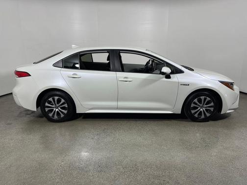 2021 Toyota Corolla Hybrid LE