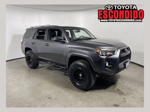 Magnetic Gray Metallic 2018 Toyota 4Runner SR5 Premium