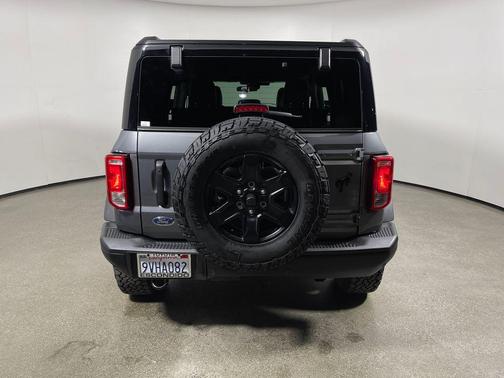CARBONIZED GRAY METALLIC 2025 Ford Bronco Big Bend