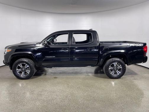 2016 Toyota Tacoma TRD Sport