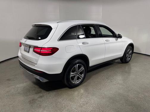 2019 Mercedes-Benz GLC 300 Base