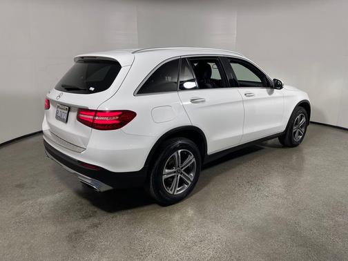 2019 Mercedes-Benz GLC 300 Base