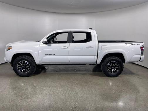 2020 Toyota Tacoma TRD Sport
