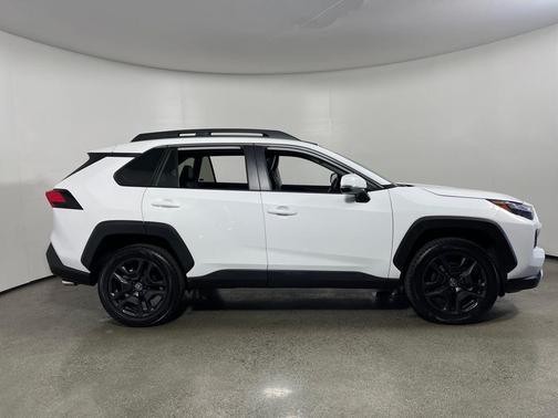 2023 Toyota RAV4 Adventure