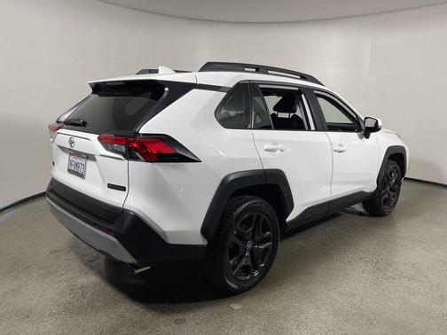 2023 Toyota RAV4 Adventure