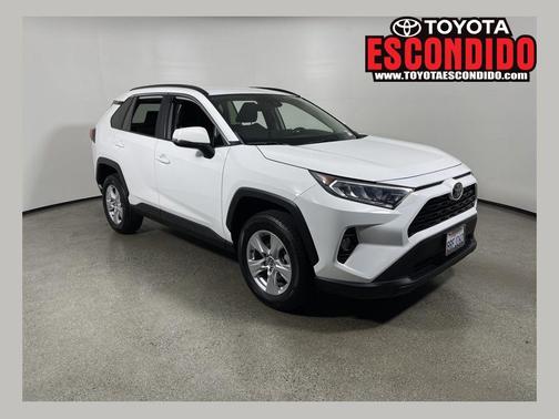 2020 Toyota RAV4 XLE