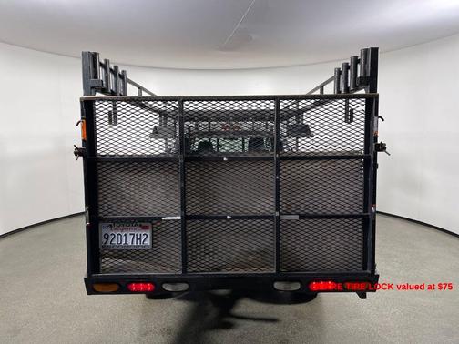 2017 Toyota Tacoma SR