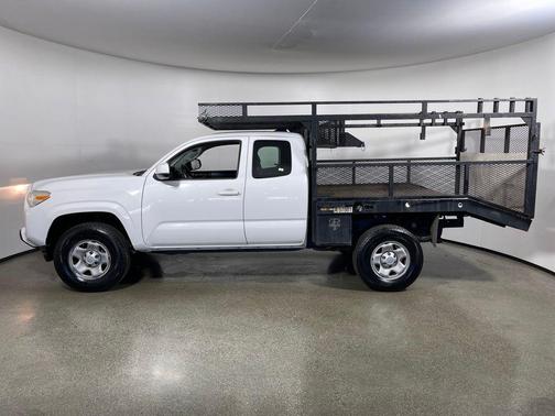 2017 Toyota Tacoma SR