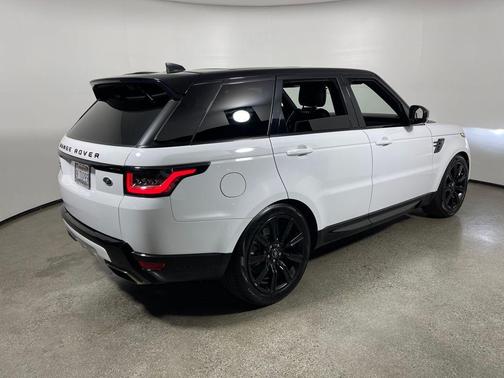 2022 Land Rover Range Rover Sport HSE Silver Edition