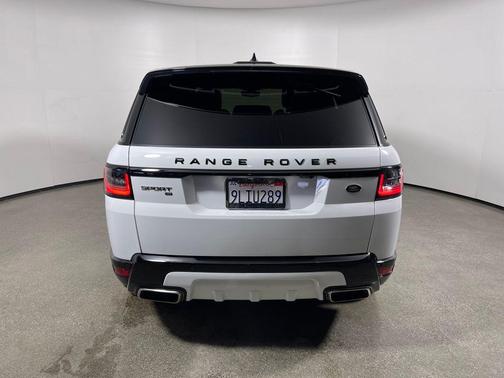 2022 Land Rover Range Rover Sport HSE Silver Edition