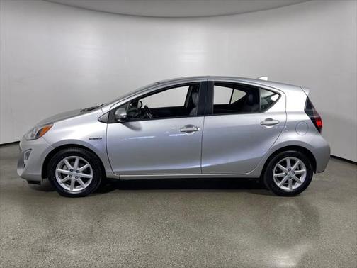 2016 Toyota Prius c Four