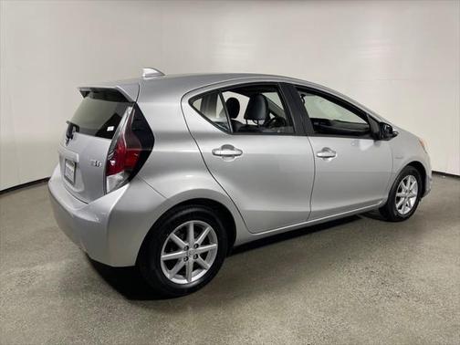 2016 Toyota Prius c Four