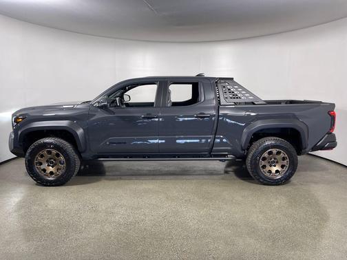 2025 Toyota Tacoma Hybrid Trailhunter