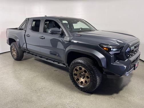 2025 Toyota Tacoma Hybrid Trailhunter