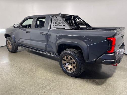 2025 Toyota Tacoma Hybrid Trailhunter