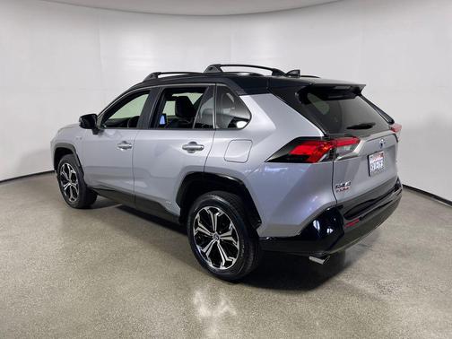 Silver Sky Metallic w/Midnight Black Roof 2021 Toyota RAV4 Prime XSE