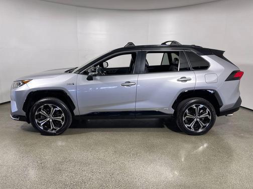 Silver Sky Metallic w/Midnight Black Roof 2021 Toyota RAV4 Prime XSE