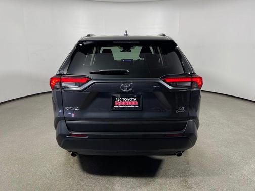 2025 Toyota RAV4 Hybrid SE