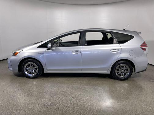Classic Silver Metallic 2016 Toyota Prius v Two