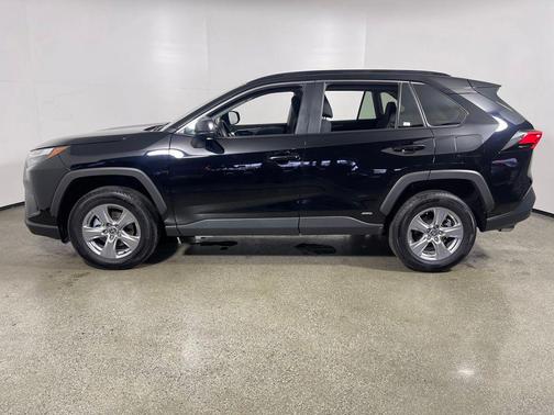 2025 Toyota RAV4 Hybrid SE