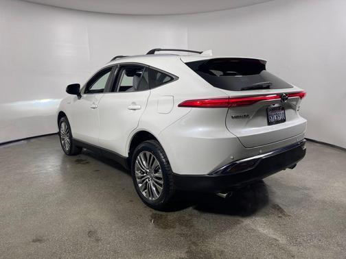 2021 Toyota Venza XLE