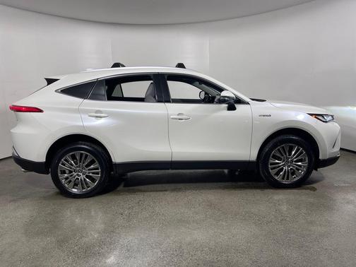 2021 Toyota Venza XLE