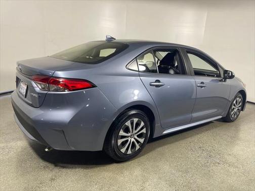 2022 Toyota Corolla Hybrid LE