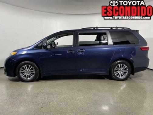 2018 Toyota Sienna SE