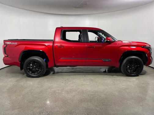 2026 Toyota Tundra Hybrid Platinum