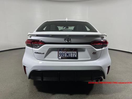 Ice Cap 2025 Toyota Corolla SE