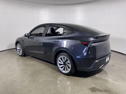 Magnetic Gray 2026 Tesla Model Y Rear-Wheel Drive