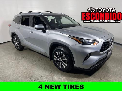 2024 Toyota Highlander Hybrid XLE